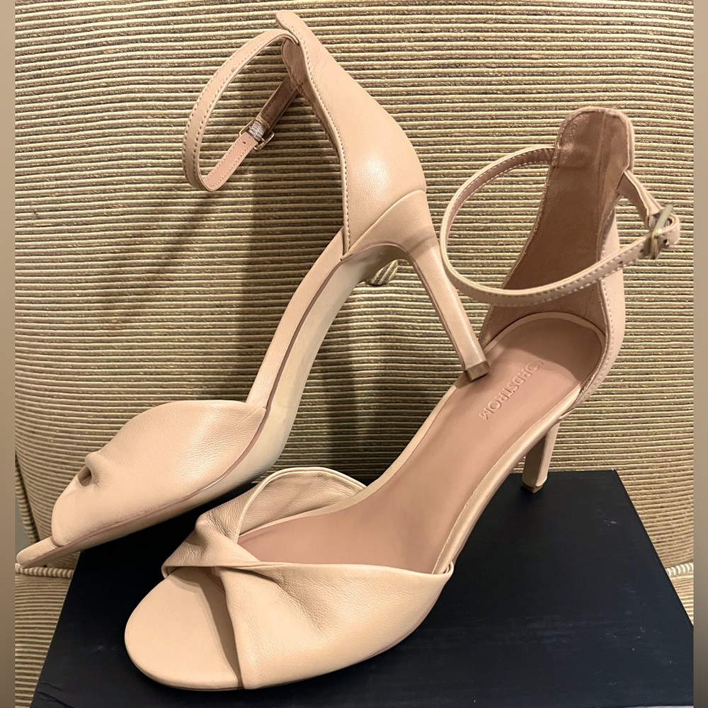 NWOT Nordstrom Anders Leather Ankle Strap Sandal in Tan Candy - Size 8 - Picture 3 of 17